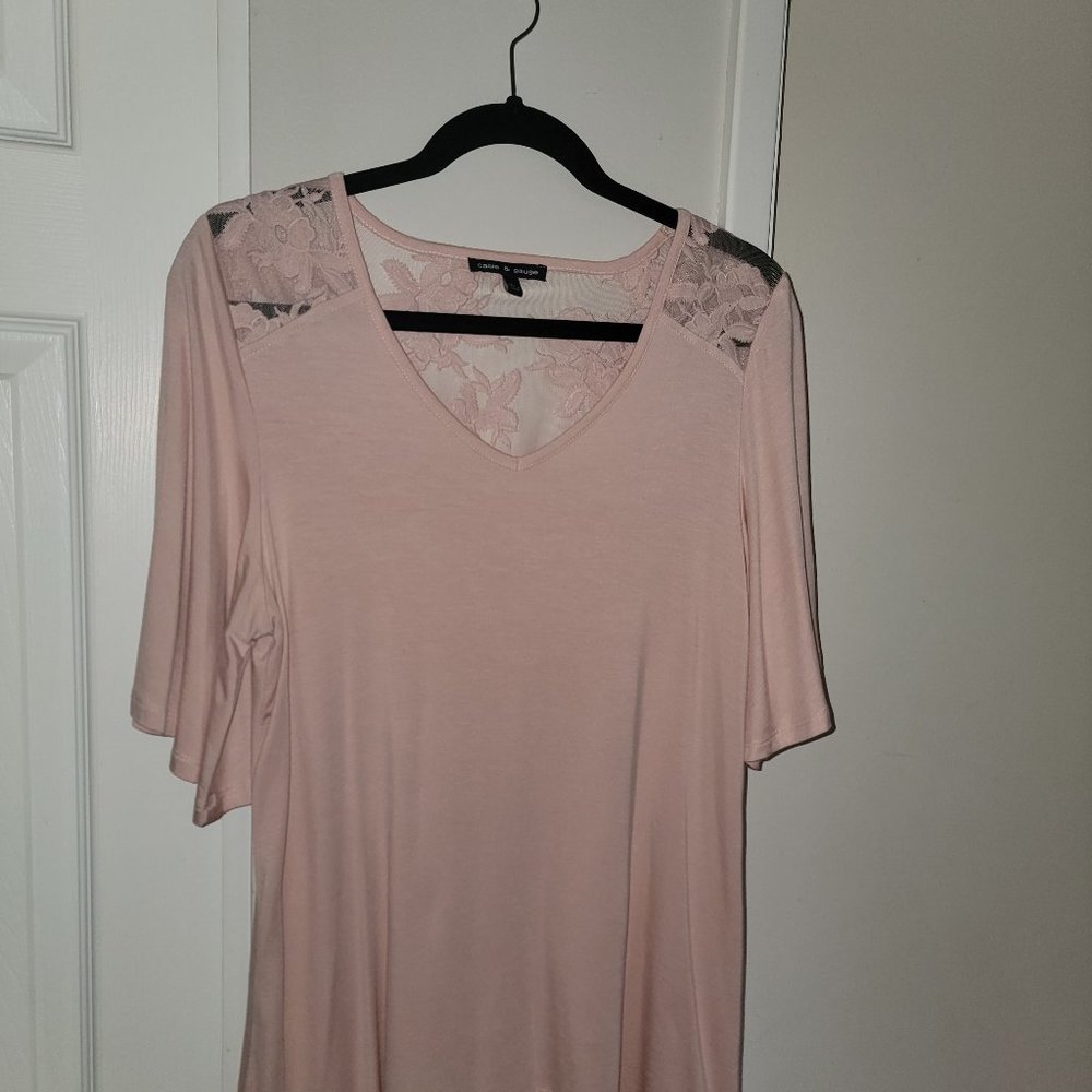 Pale pink top